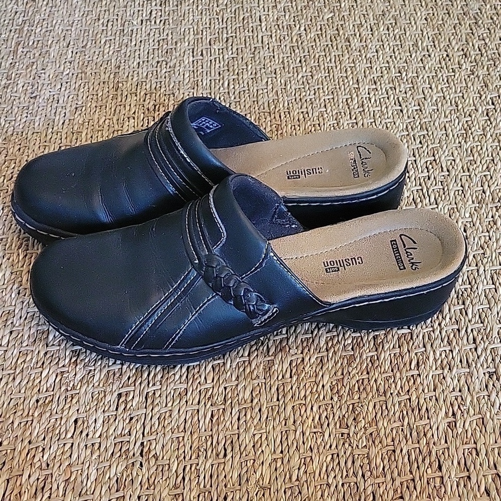 Clark collections black leather clogs. Soft cushion footbed.  Size 8.5.